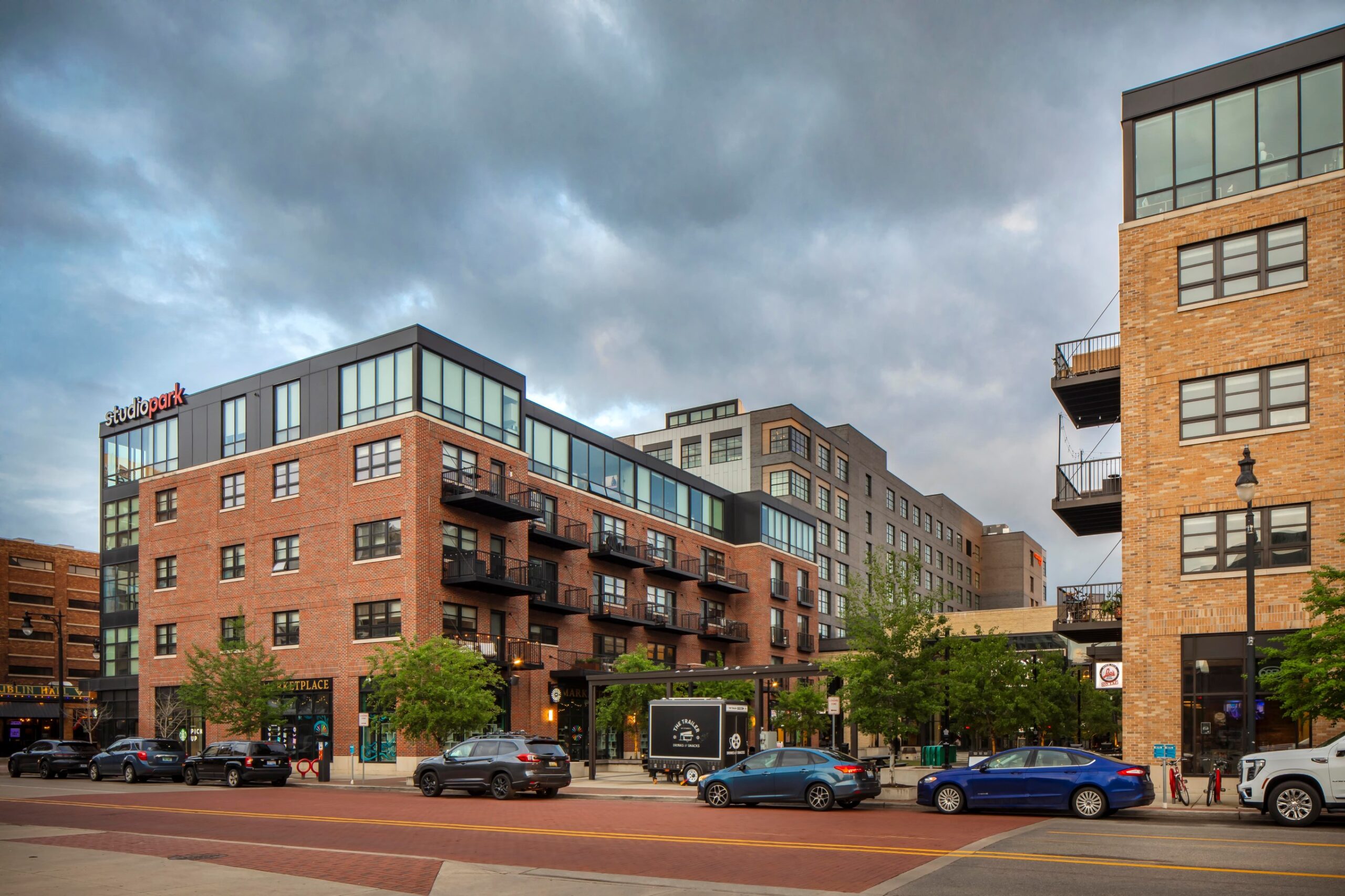 2598-J_Studio Park Tower_Integrated Architecture 2598-J_Studio Park Tower_Integrated Architecture